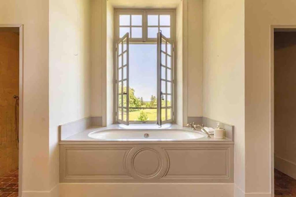 Charming 18Th Century Chateau, Near Bayeux In Calvados, Normandie Livry  Esterno foto